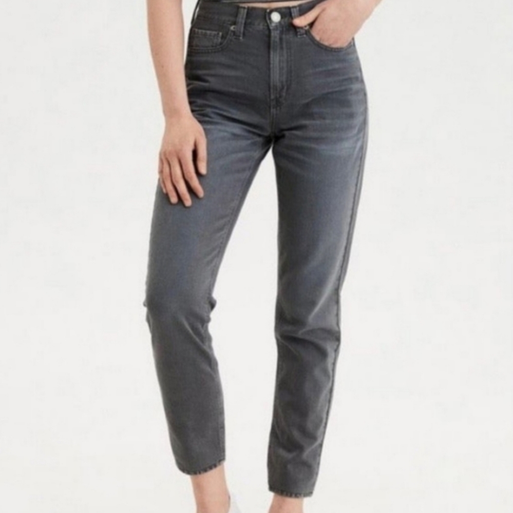 American Eagle High Rise Mom Corduroy 22S Petite Slate Gray Tapered Stretch